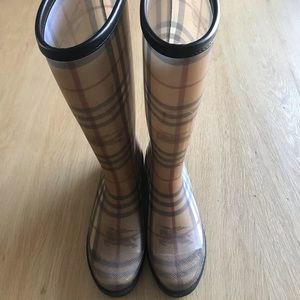 Burberry Rainboots